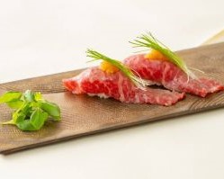 ここ滋賀肉寿司