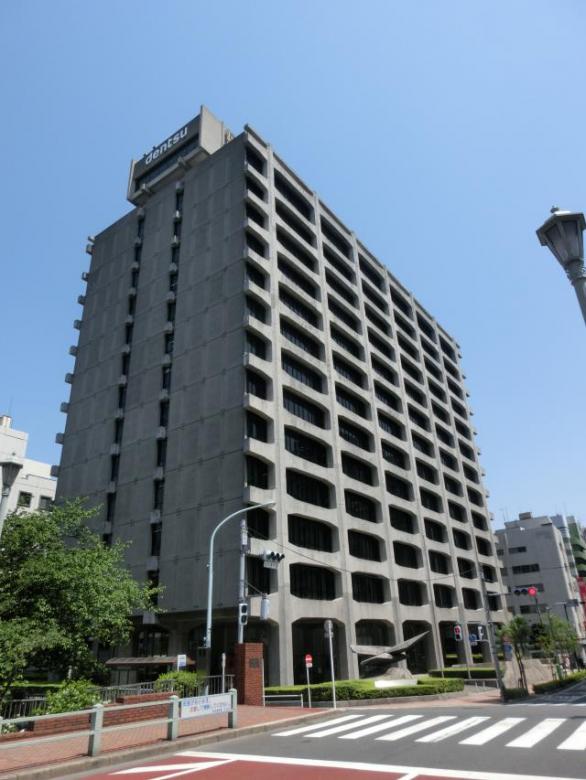 電通テック本社ビル（旧電通本社ビル）の外観写真